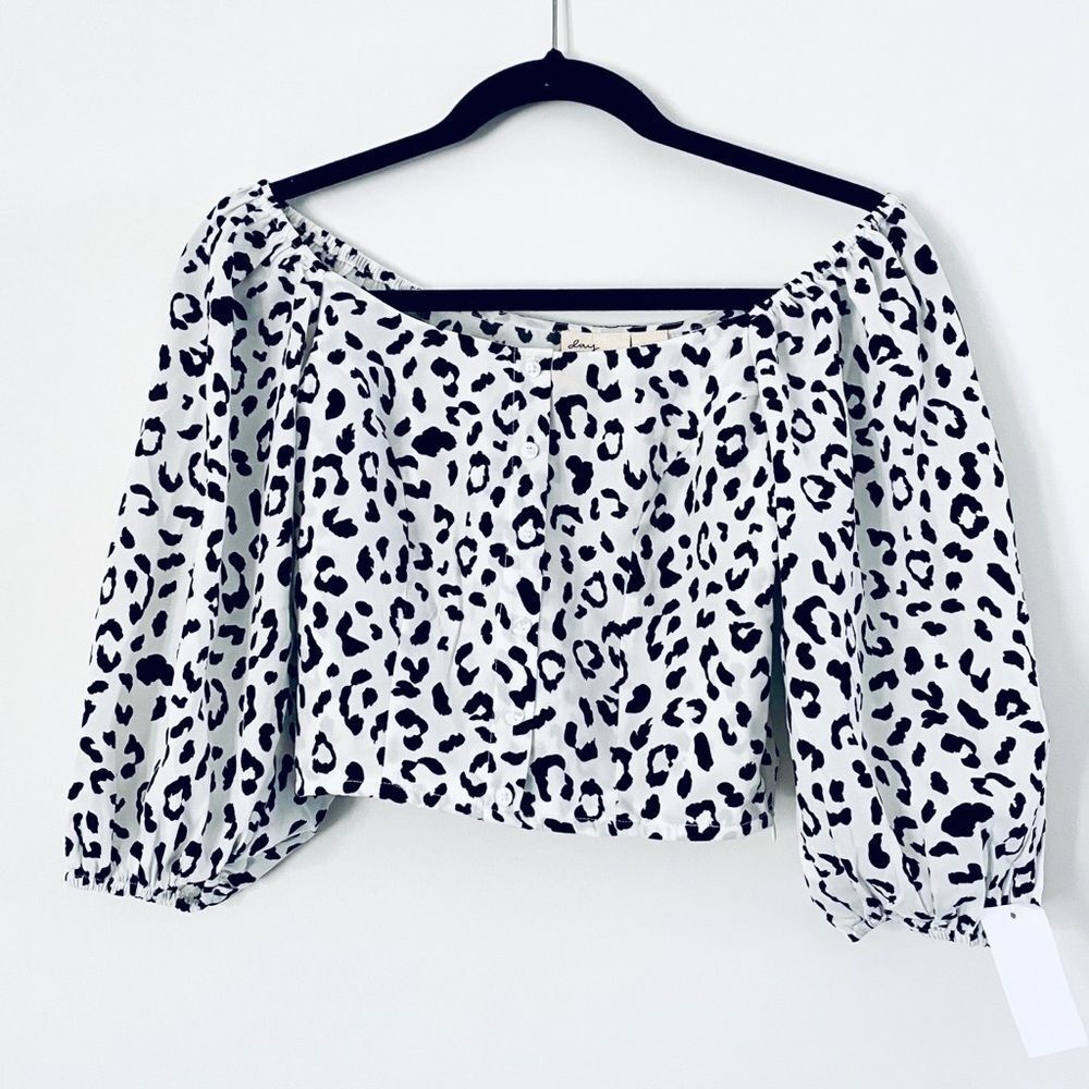 Day After Day White Crop Top XS Xsmall White Black Off Shoulder Leopard Boho NWT